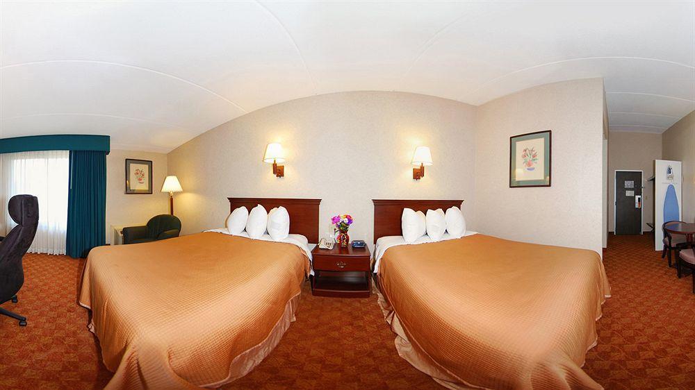 Howard Johnson By Wyndham Saugerties Extérieur photo